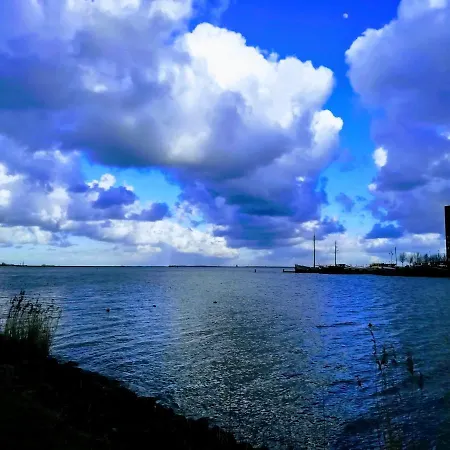 Private On Houseboat Δωμάτια σε οικογενειακή κατοικία Άμστερνταμ