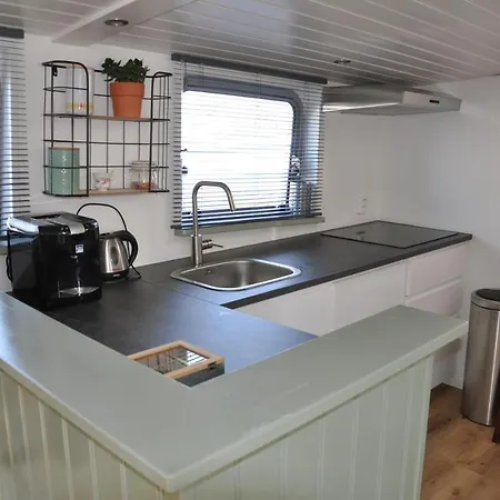 Ubytování v soukromí Private On Houseboat