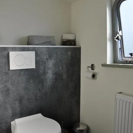 Private On Houseboat Ubytování v soukromí *