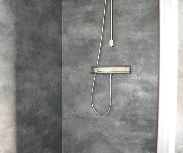 Privatunterkunft Private On Houseboat *